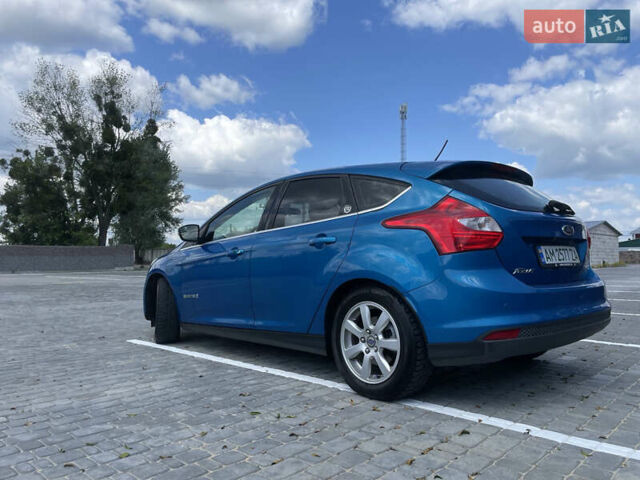 Синий Форд Фокус, объемом двигателя 0 л и пробегом 120 тыс. км за 7950 $, фото 4 на Automoto.ua