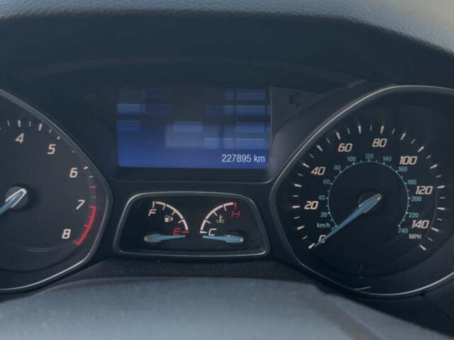 Синий Форд Фокус, объемом двигателя 2 л и пробегом 227 тыс. км за 8500 $, фото 4 на Automoto.ua