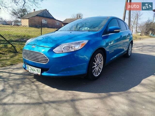 Синій Форд Фокус, об'ємом двигуна 0 л та пробігом 85 тис. км за 5500 $, фото 2 на Automoto.ua