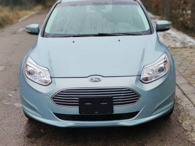 Синій Форд Фокус, об'ємом двигуна 0 л та пробігом 108 тис. км за 6500 $, фото 1 на Automoto.ua