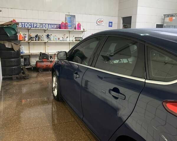Синій Форд Фокус, об'ємом двигуна 1.6 л та пробігом 173 тис. км за 7000 $, фото 27 на Automoto.ua