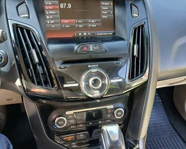Синий Форд Фокус, объемом двигателя 0 л и пробегом 160 тыс. км за 5900 $, фото 4 на Automoto.ua