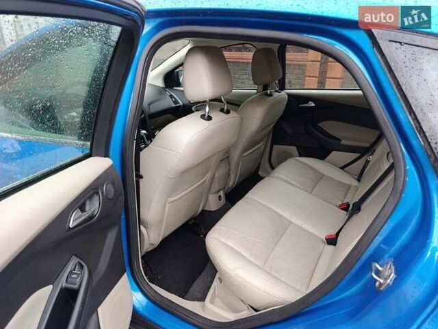 Форд Фокус 2012 у Житомирі на Automoto.ua Синій Форд Фокус, об'ємом двигуна 0 л та пробігом 125 тис. км за 6599 $, фото 9 на Automoto.ua