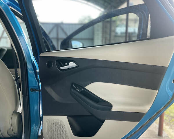 Синий Форд Фокус, объемом двигателя 0 л и пробегом 120 тыс. км за 7950 $, фото 23 на Automoto.ua