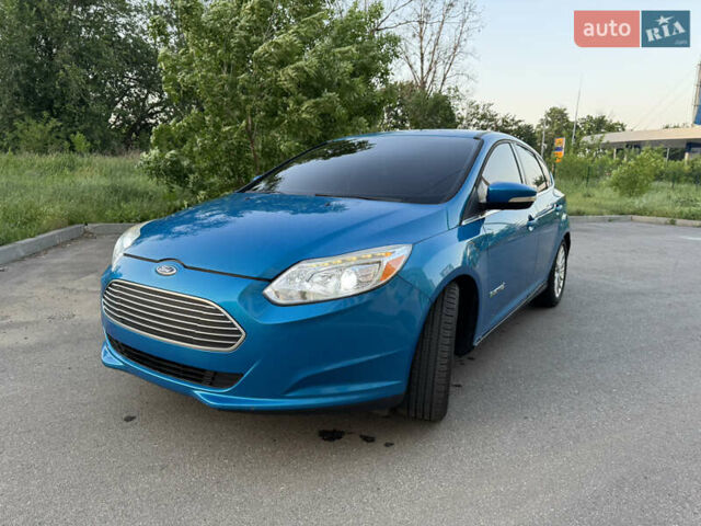 Синий Форд Фокус, объемом двигателя 0 л и пробегом 119 тыс. км за 6500 $, фото 5 на Automoto.ua