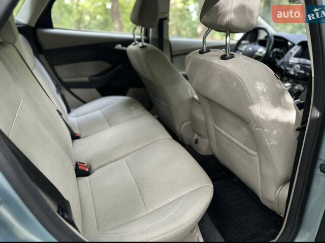 Синий Форд Фокус, объемом двигателя 0 л и пробегом 123 тыс. км за 7500 $, фото 12 на Automoto.ua