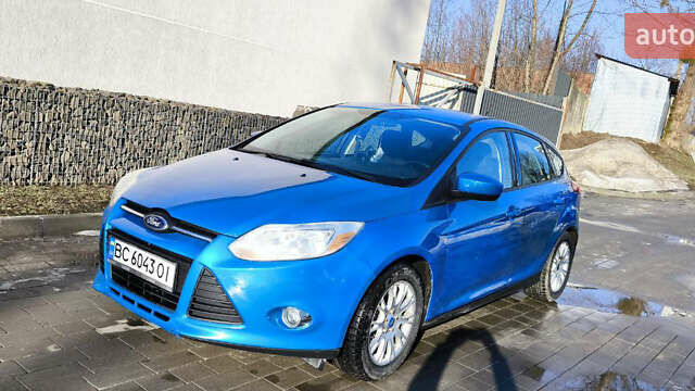 Синий Форд Фокус, объемом двигателя 2 л и пробегом 200 тыс. км за 7000 $, фото 1 на Automoto.ua