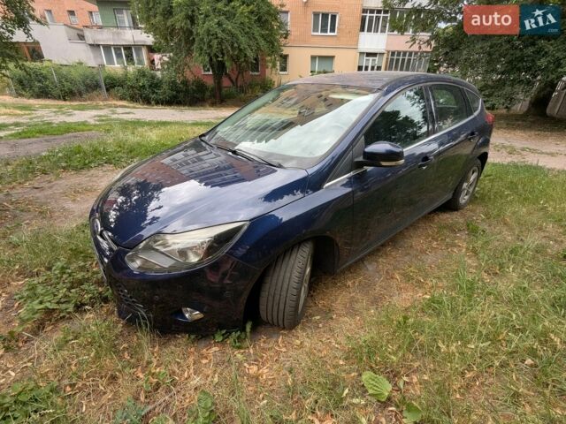 Синий Форд Фокус, объемом двигателя 1.6 л и пробегом 255 тыс. км за 7100 $, фото 2 на Automoto.ua