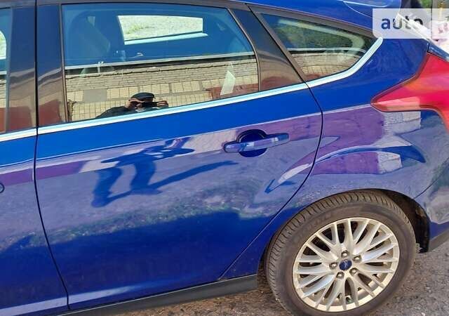 Синій Форд Фокус, об'ємом двигуна 2 л та пробігом 215 тис. км за 7750 $, фото 9 на Automoto.ua