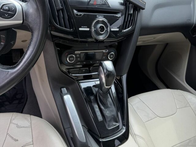 Синий Форд Фокус, объемом двигателя 0 л и пробегом 131 тыс. км за 6800 $, фото 10 на Automoto.ua