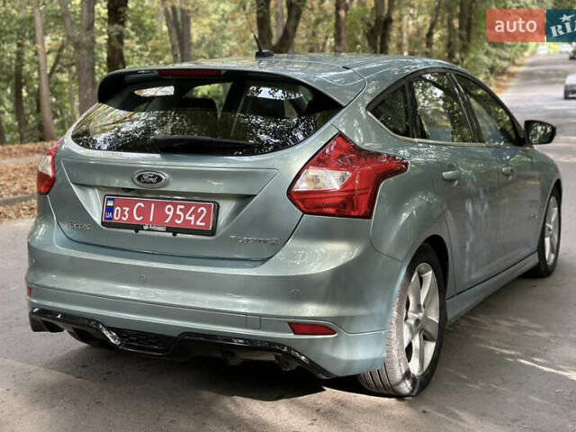 Синий Форд Фокус, объемом двигателя 0 л и пробегом 123 тыс. км за 7500 $, фото 8 на Automoto.ua