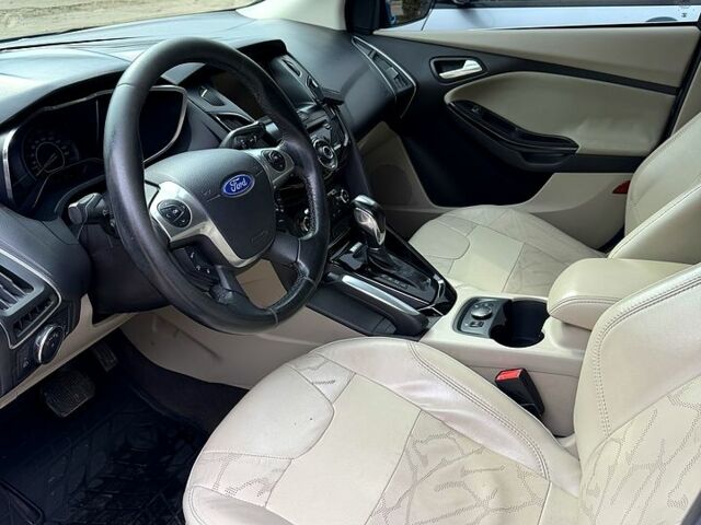 Синій Форд Фокус, об'ємом двигуна 0 л та пробігом 131 тис. км за 6800 $, фото 7 на Automoto.ua