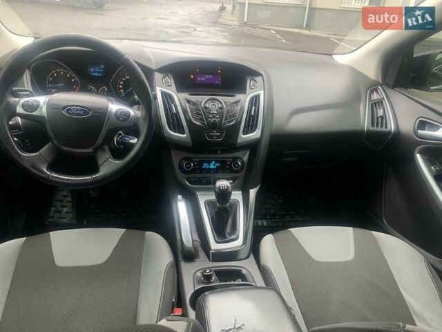 Синій Форд Фокус, об'ємом двигуна 1.6 л та пробігом 173 тис. км за 7000 $, фото 20 на Automoto.ua
