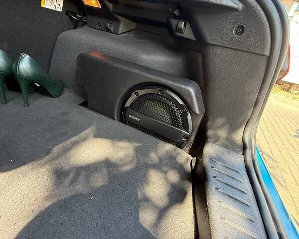 Синий Форд Фокус, объемом двигателя 2 л и пробегом 160 тыс. км за 8500 $, фото 20 на Automoto.ua