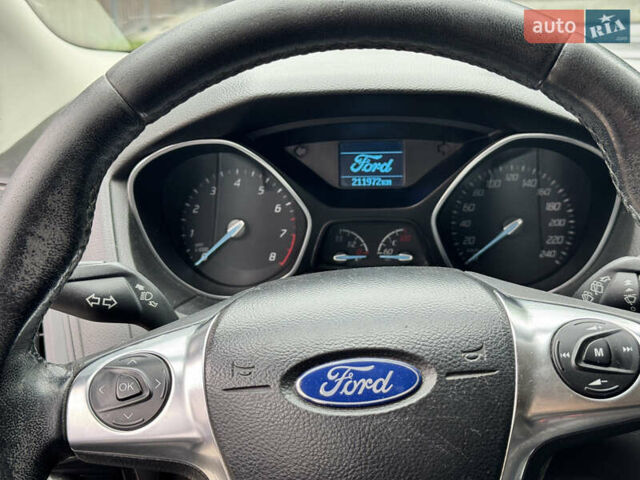 Синий Форд Фокус, объемом двигателя 1 л и пробегом 212 тыс. км за 5100 $, фото 4 на Automoto.ua
