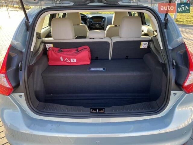 Синій Форд Фокус, об'ємом двигуна 0 л та пробігом 114 тис. км за 5000 $, фото 19 на Automoto.ua