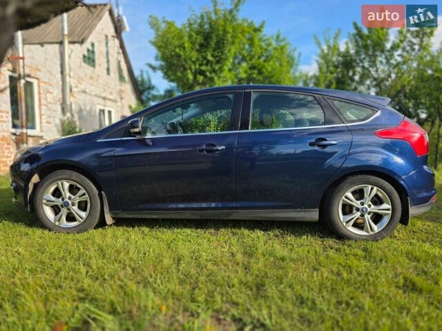 Синій Форд Фокус, об'ємом двигуна 1.6 л та пробігом 176 тис. км за 7600 $, фото 4 на Automoto.ua