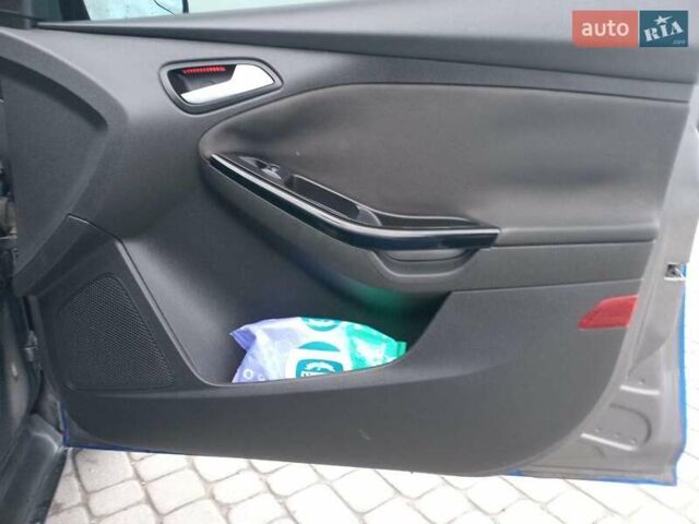 Синий Форд Фокус, объемом двигателя 2 л и пробегом 303 тыс. км за 6940 $, фото 12 на Automoto.ua