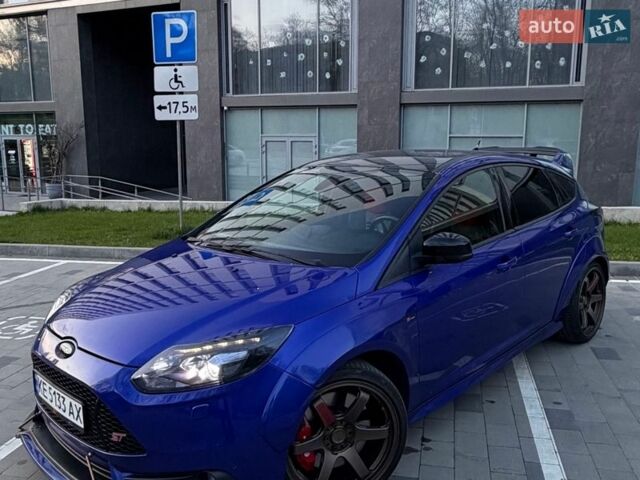 Синий Форд Фокус, объемом двигателя 2 л и пробегом 115 тыс. км за 12500 $, фото 3 на Automoto.ua