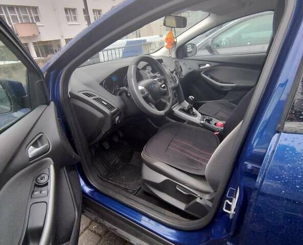 Синий Форд Фокус, объемом двигателя 1 л и пробегом 160 тыс. км за 6462 $, фото 3 на Automoto.ua