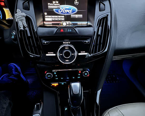 Синій Форд Фокус, об'ємом двигуна 0 л та пробігом 194 тис. км за 7200 $, фото 22 на Automoto.ua