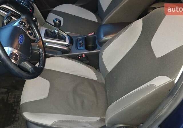 Синій Форд Фокус, об'ємом двигуна 1 л та пробігом 164 тис. км за 6000 $, фото 6 на Automoto.ua