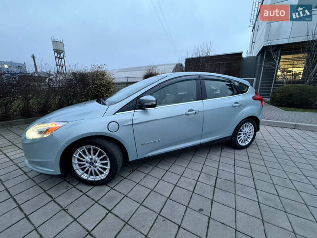 Синій Форд Фокус, об'ємом двигуна 0 л та пробігом 194 тис. км за 7200 $, фото 2 на Automoto.ua