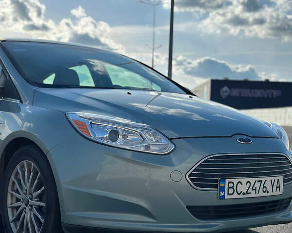 Синий Форд Фокус, объемом двигателя 0 л и пробегом 136 тыс. км за 8000 $, фото 3 на Automoto.ua