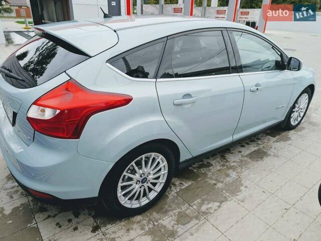 Форд Фокус 2013 в Владимир-Волынский на Automoto.ua Синий Форд Фокус, объемом двигателя 0 л и пробегом 122 тыс. км за 7900 $, фото 20 на Automoto.ua