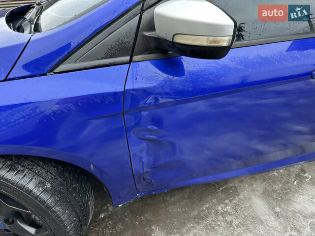 Синий Форд Фокус, объемом двигателя 2 л и пробегом 243 тыс. км за 5500 $, фото 5 на Automoto.ua
