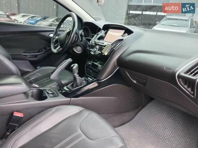 Синий Форд Фокус, объемом двигателя 2 л и пробегом 303 тыс. км за 6940 $, фото 11 на Automoto.ua