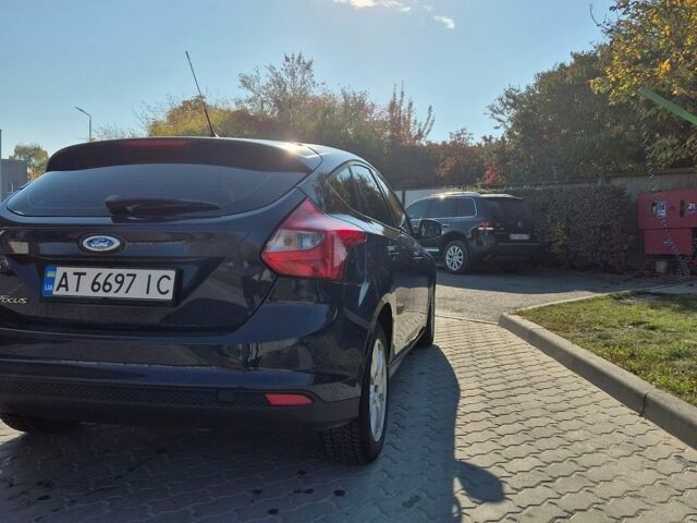 Синій Форд Фокус, об'ємом двигуна 1.56 л та пробігом 304 тис. км за 7200 $, фото 6 на Automoto.ua