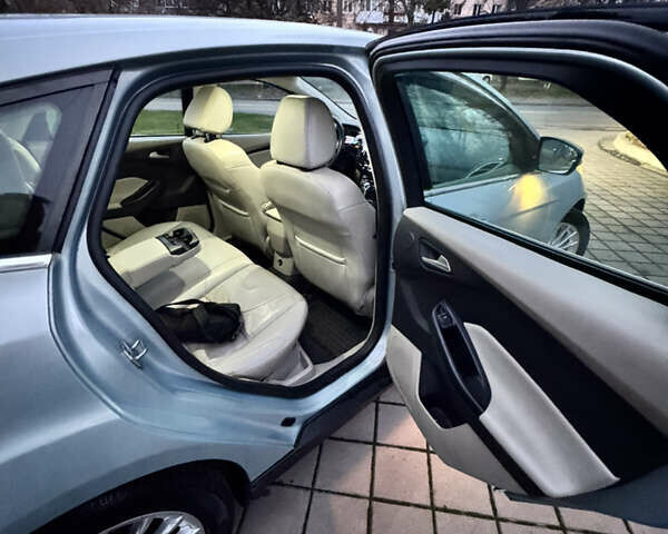 Синій Форд Фокус, об'ємом двигуна 0 л та пробігом 194 тис. км за 7200 $, фото 18 на Automoto.ua