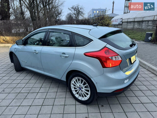 Синій Форд Фокус, об'ємом двигуна 0 л та пробігом 194 тис. км за 7200 $, фото 3 на Automoto.ua