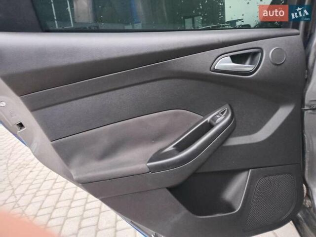 Синий Форд Фокус, объемом двигателя 2 л и пробегом 303 тыс. км за 6940 $, фото 18 на Automoto.ua