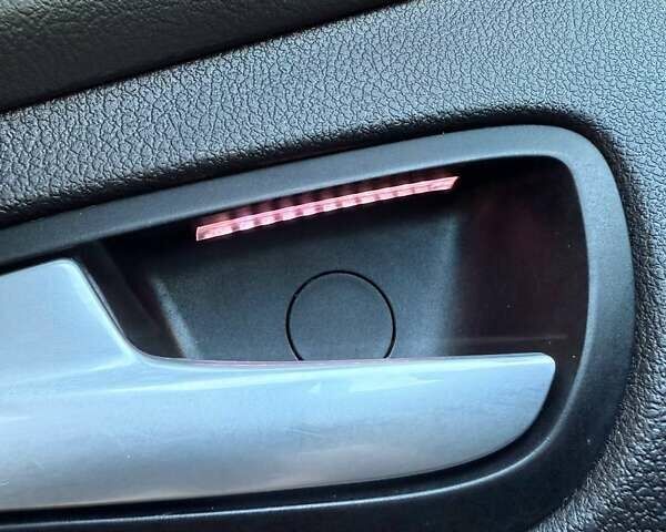 Синий Форд Фокус, объемом двигателя 2 л и пробегом 160 тыс. км за 8500 $, фото 17 на Automoto.ua