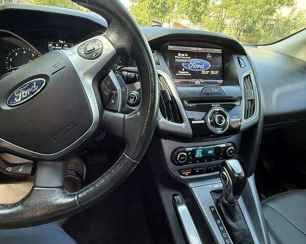 Форд Фокус 2013 у Одесі на Automoto.ua Синій Форд Фокус, об'ємом двигуна 2 л та пробігом 158 тис. км за 9000 $, фото 13 на Automoto.ua