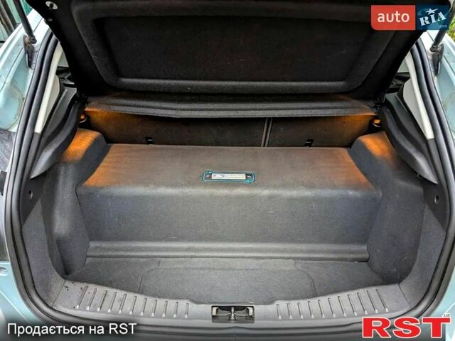 Синій Форд Фокус, об'ємом двигуна 0 л та пробігом 122 тис. км за 7700 $, фото 4 на Automoto.ua