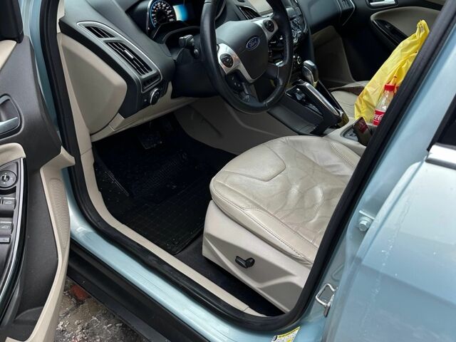 Синий Форд Фокус, объемом двигателя 0 л и пробегом 165 тыс. км за 7500 $, фото 12 на Automoto.ua