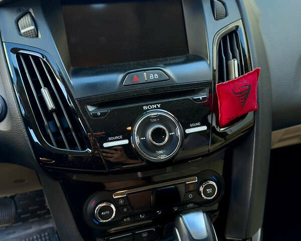 Синий Форд Фокус, объемом двигателя 0 л и пробегом 162 тыс. км за 6700 $, фото 10 на Automoto.ua