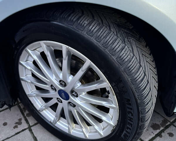 Синій Форд Фокус, об'ємом двигуна 0 л та пробігом 194 тис. км за 7200 $, фото 11 на Automoto.ua