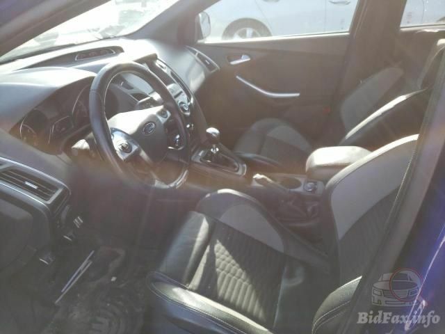 Синій Форд Фокус, об'ємом двигуна 2 л та пробігом 173 тис. км за 8900 $, фото 23 на Automoto.ua