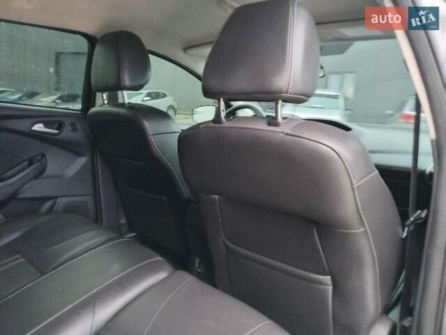 Синий Форд Фокус, объемом двигателя 2 л и пробегом 303 тыс. км за 6940 $, фото 15 на Automoto.ua