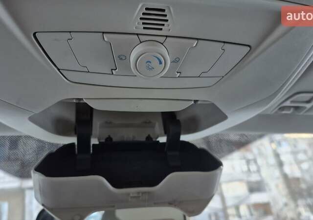 Синій Форд Фокус, об'ємом двигуна 0 л та пробігом 113 тис. км за 6999 $, фото 39 на Automoto.ua