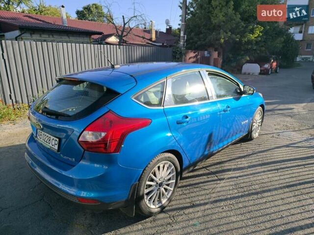 Синий Форд Фокус, объемом двигателя 0 л и пробегом 49 тыс. км за 10500 $, фото 6 на Automoto.ua