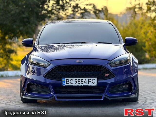 Синий Форд Фокус, объемом двигателя 2 л и пробегом 172 тыс. км за 15999 $, фото 1 на Automoto.ua