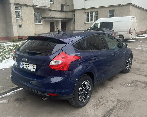 Синій Форд Фокус, об'ємом двигуна 2 л та пробігом 195 тис. км за 8400 $, фото 1 на Automoto.ua