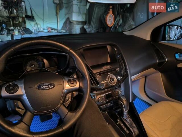 Синий Форд Фокус, объемом двигателя 0 л и пробегом 49 тыс. км за 10500 $, фото 29 на Automoto.ua