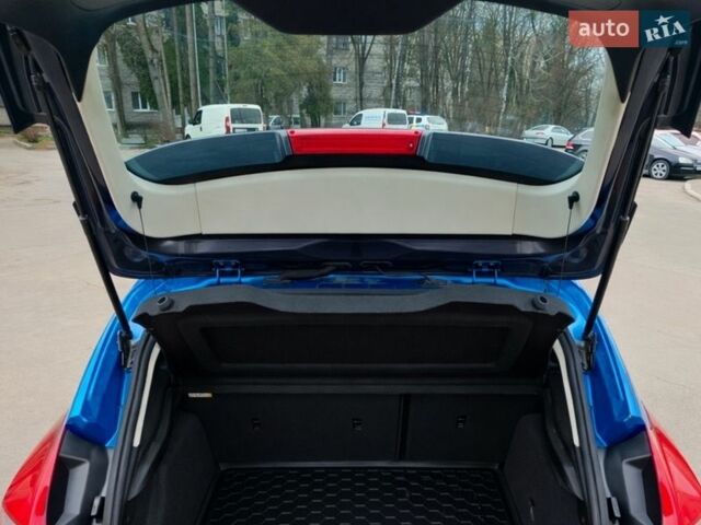 Синий Форд Фокус, объемом двигателя 2 л и пробегом 88 тыс. км за 9500 $, фото 24 на Automoto.ua