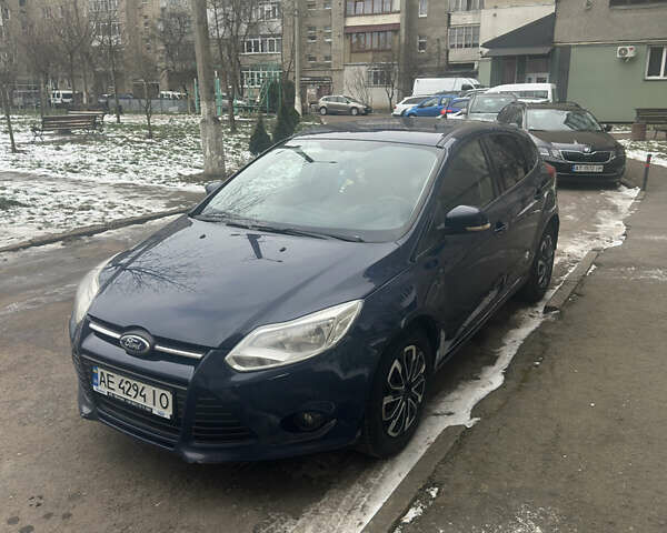 Синій Форд Фокус, об'ємом двигуна 2 л та пробігом 195 тис. км за 8400 $, фото 2 на Automoto.ua